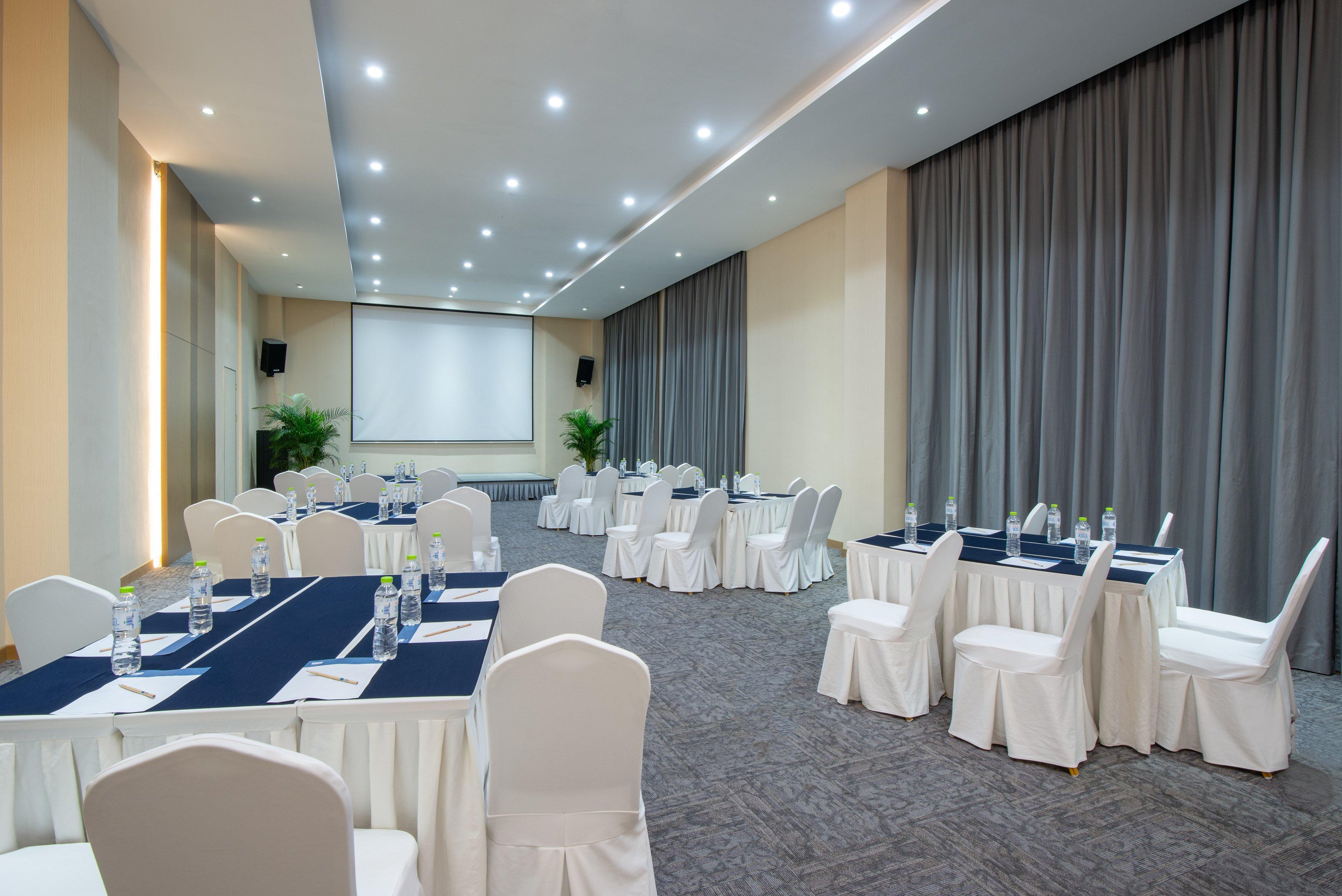 Holiday Inn Express Chengdu Huanhuaxi By Ihg-Near Jinsha Site Musem,Near Wuhou Temple Museum,Welcome Drinks,Free Gym,Free Self-Service Laundry Buitenkant foto